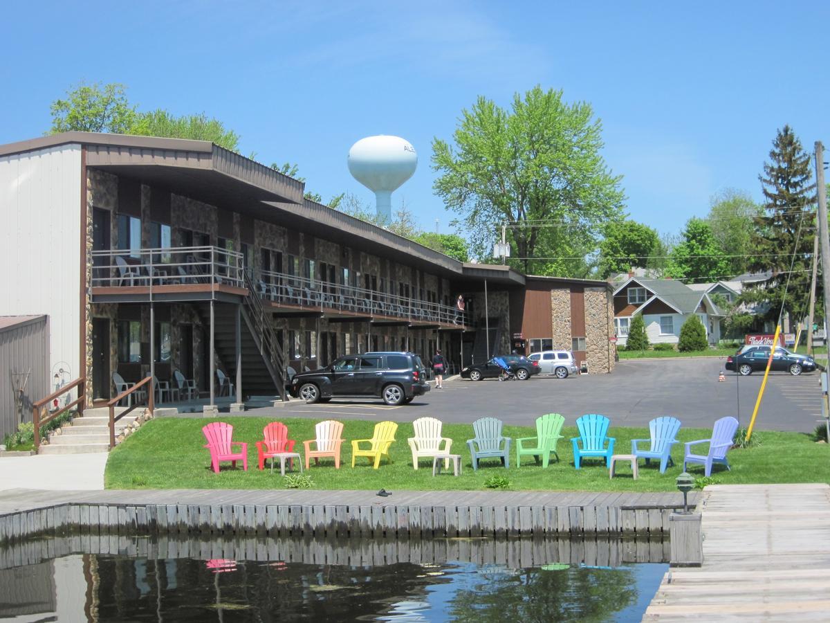 Otter Creek Inn Александрия Бей Екстериор снимка