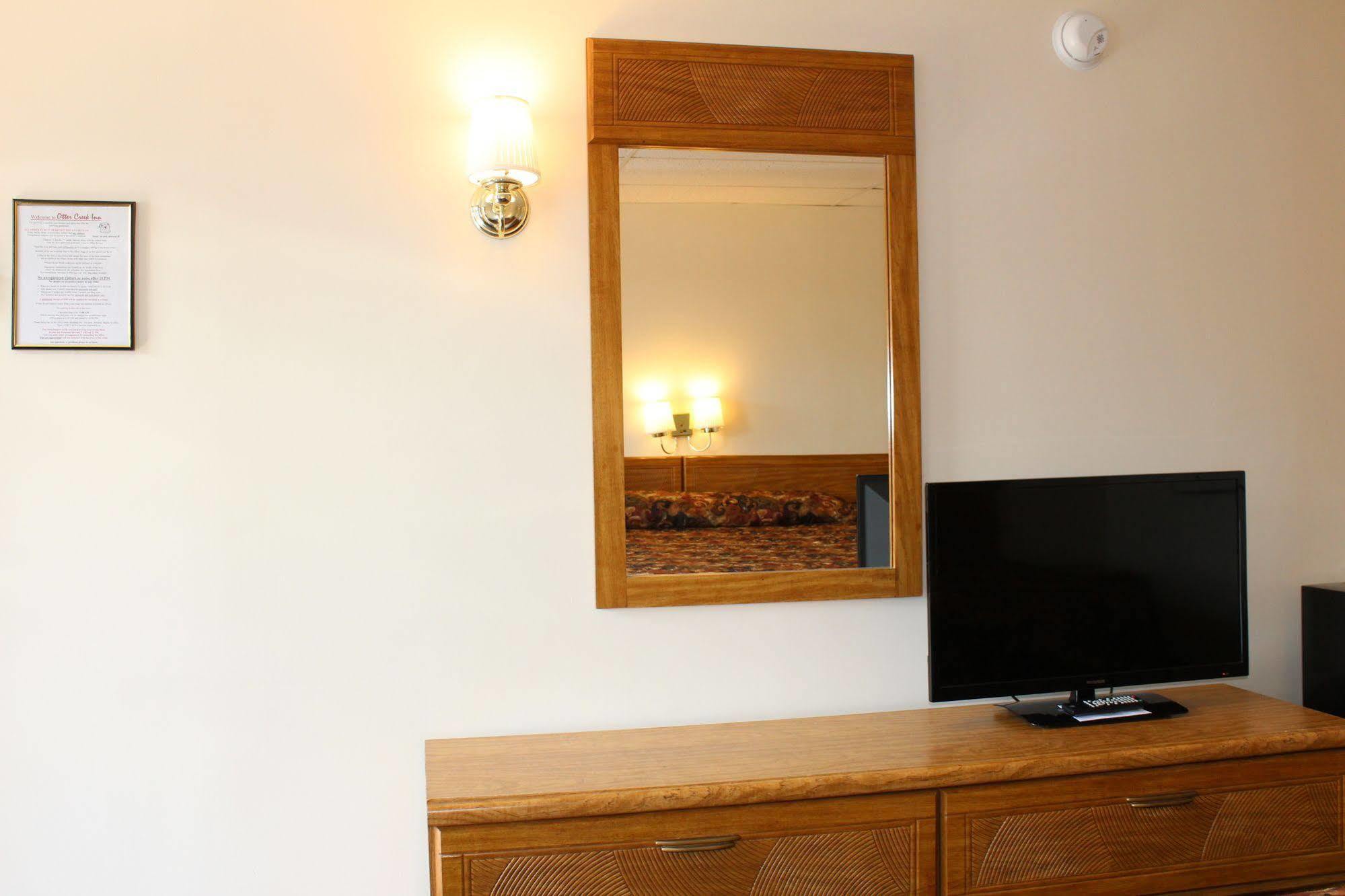 Otter Creek Inn Александрия Бей Екстериор снимка