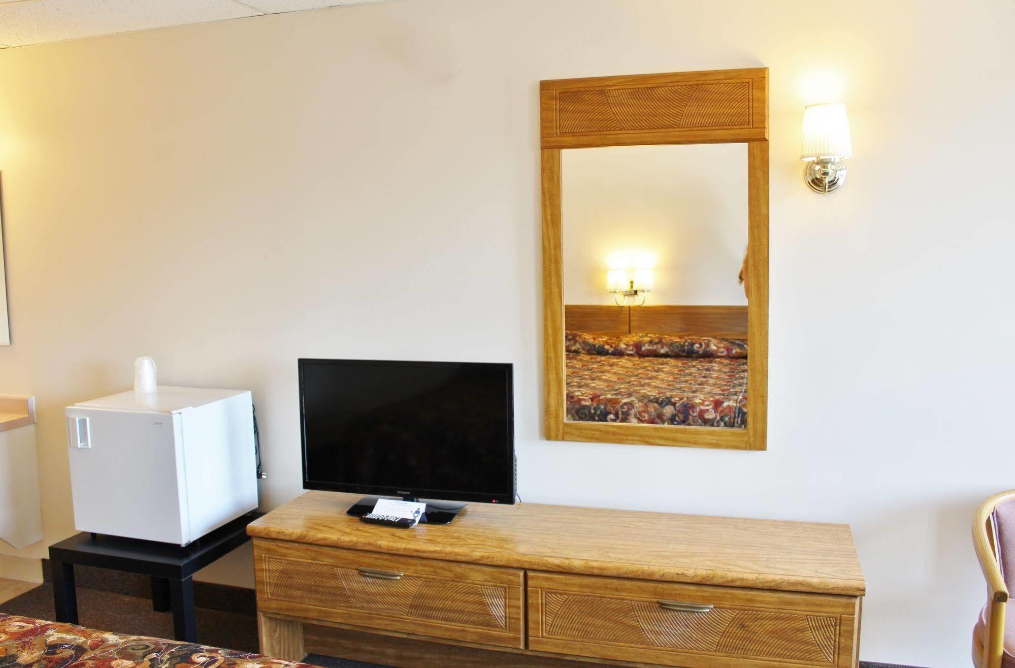 Otter Creek Inn Александрия Бей Екстериор снимка